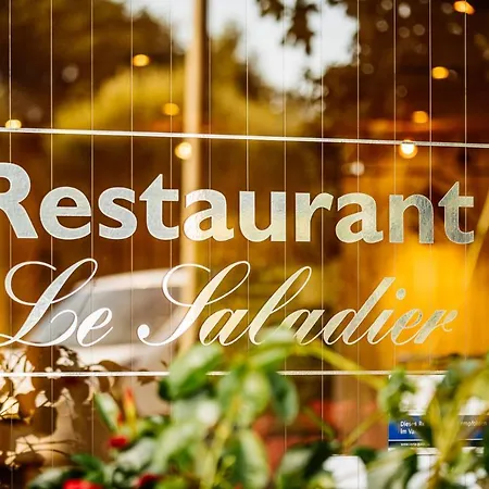 Buschhausen מלון אאכן