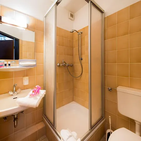 Buschhausen Hotel 3*