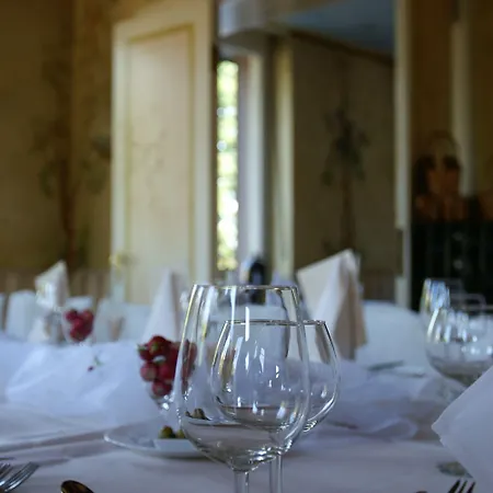 מלון Buschhausen אאכן