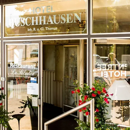 מלון Buschhausen 3*