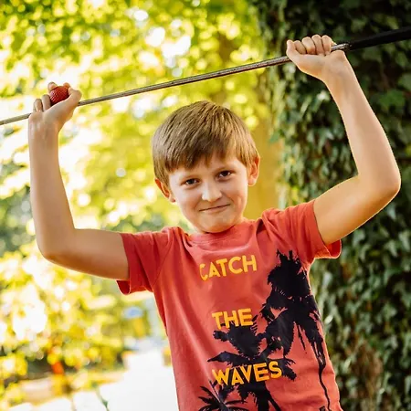 فندق Buschhausen 3*