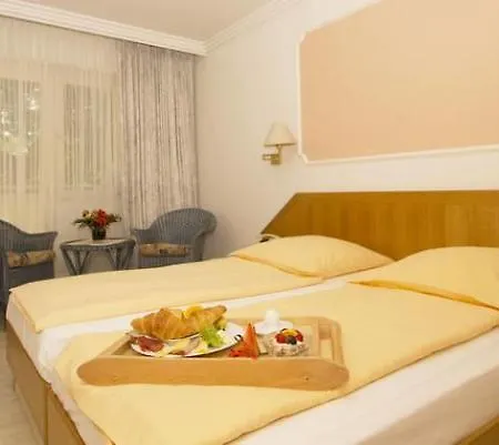 Buschhausen 3* アーヘン